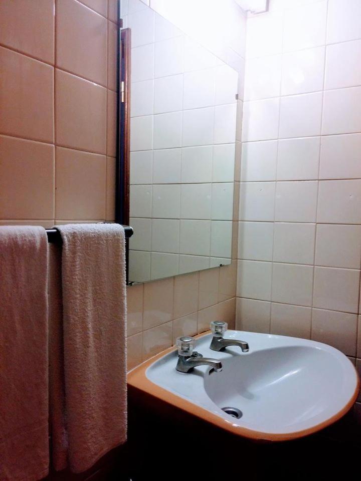 Hotel Pensao Suissa Vale de Cambra Zewnętrze zdjęcie