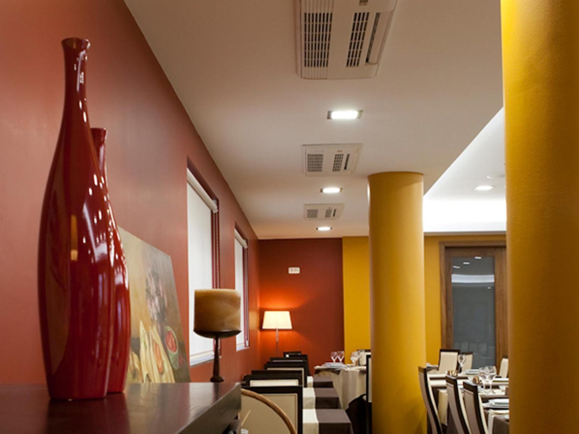 Hotel Pensao Suissa Vale de Cambra Zewnętrze zdjęcie